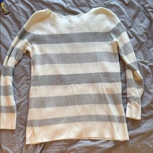 Market & Spruce Gray and White Striped Crew Neck Sweater